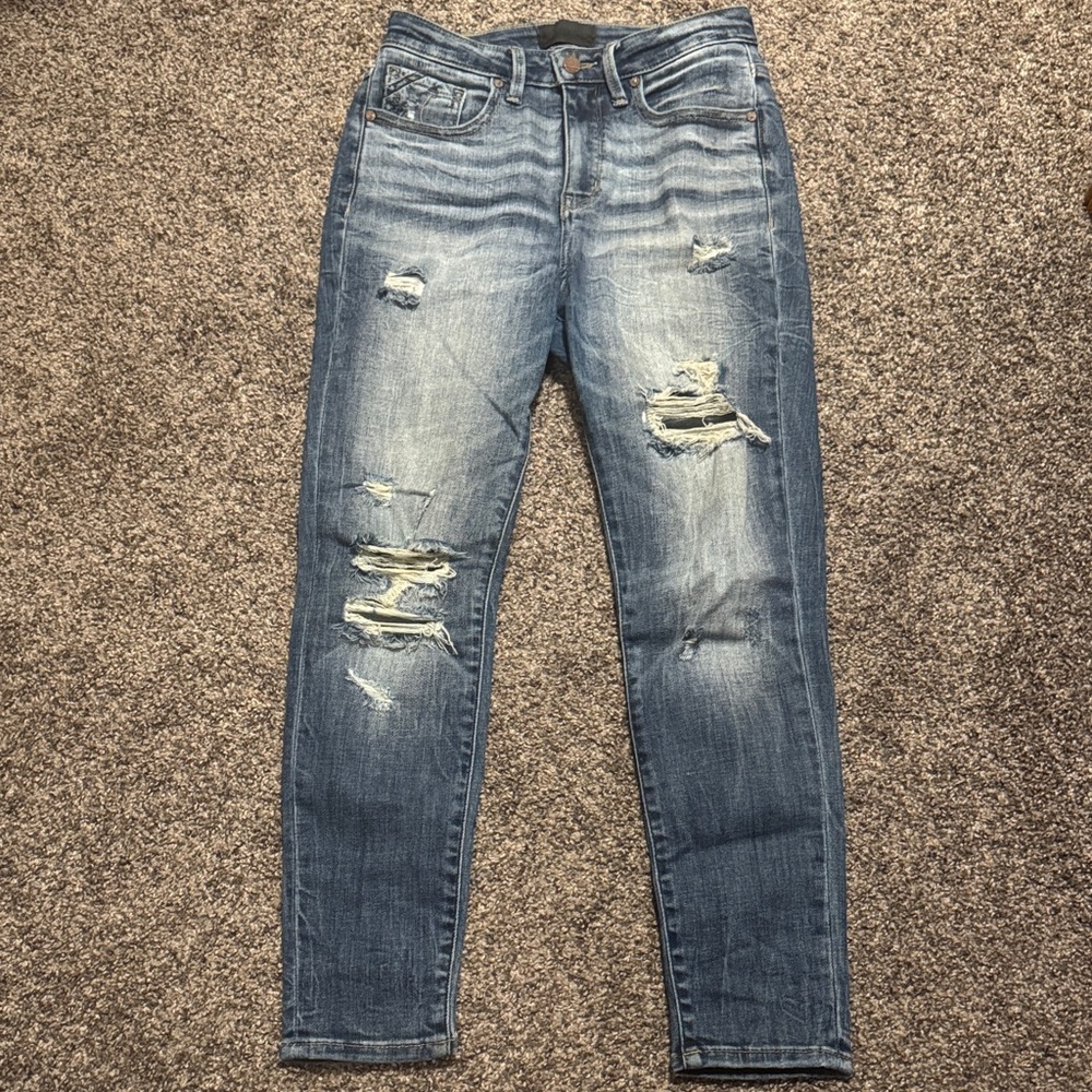 Buckle Black fit no 35 skinny destructed size 27